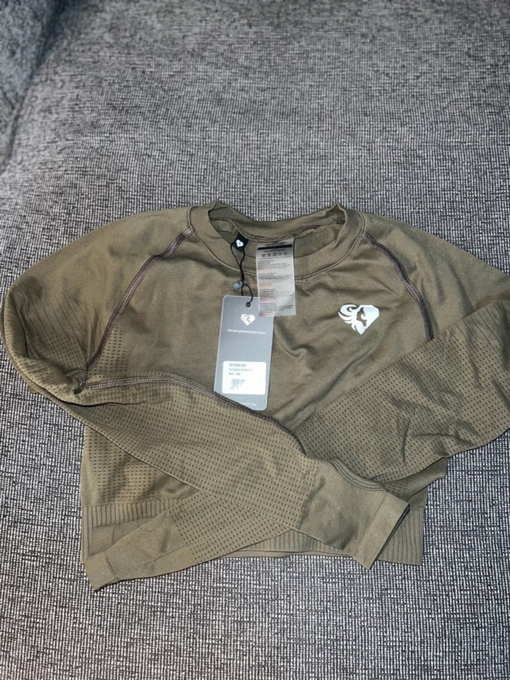 Women’s Best long sleeve crop